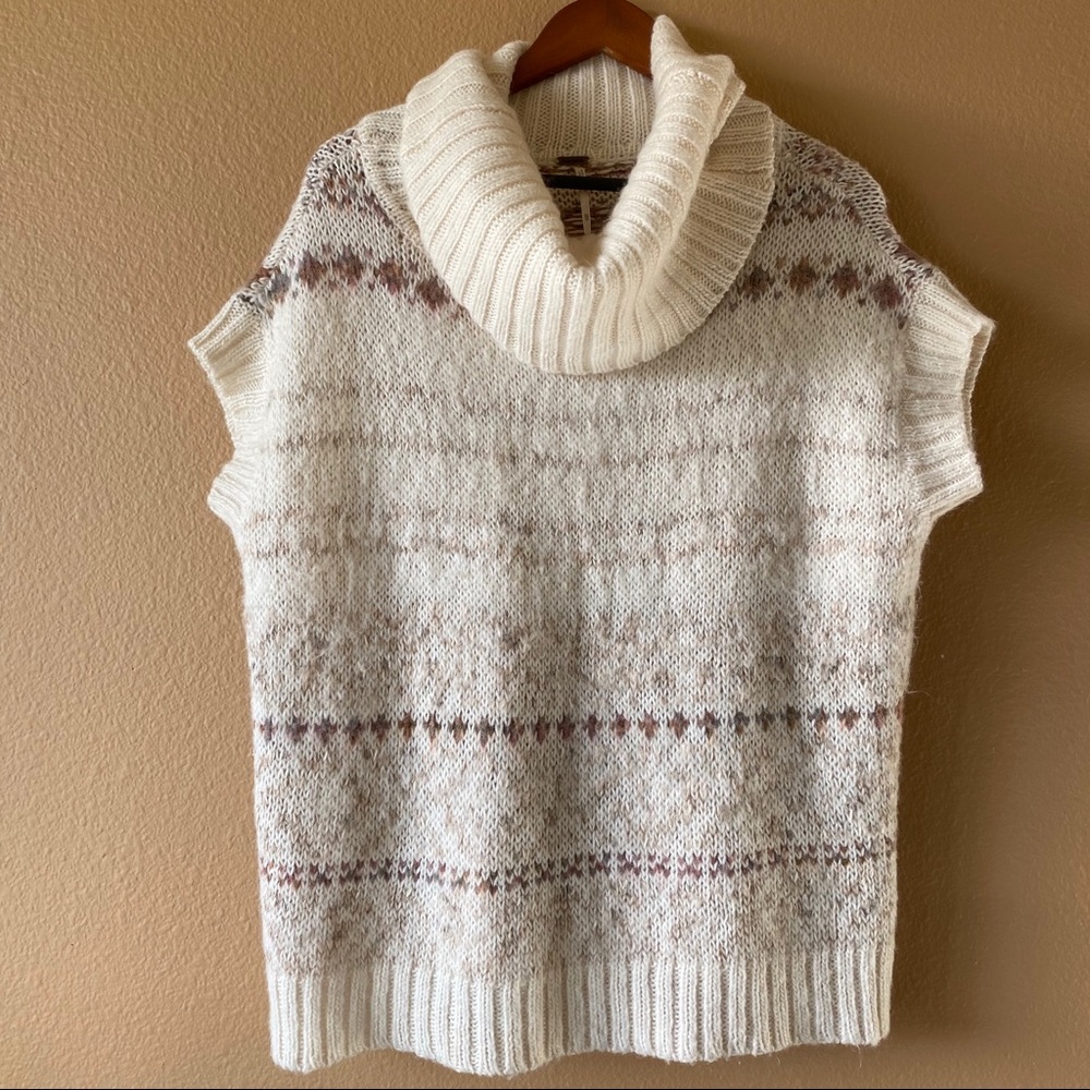 Free People Knit Sweater Beige Cream Pink